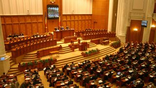 Liberalii spun ca nu a existat cvorum la sedinta de vot final din Camera Deputatilor in care s-au aprobat majorarile salariale si sustin ca vor aduce dovezi video