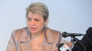 Sevil Shaidehh este propunerea facuta miercuri de PSD-ALDE pentru functia de premier. Dragnea: Eu nu voi mai veni cu o alta propunere de premier; daca va fi refuzata, ne vedem in alta parte