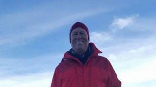 Klaus Iohannis a urcat la Balea Lac unde a vizitat Hotelul de Gheata si s-a fotografiat cu turistii