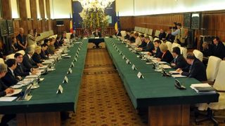 Guvernul va cheltui aproape un milion de euro pe o nouă aplicatie IT de aranjare a documentelor din Palatul Victoria