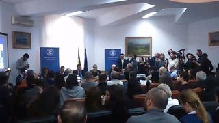 Peste 100 de persoane participa la dezbaterea publica de la Ministerul Justitiei, privind ordonantele de gratiere si de modificare a codurilor penale