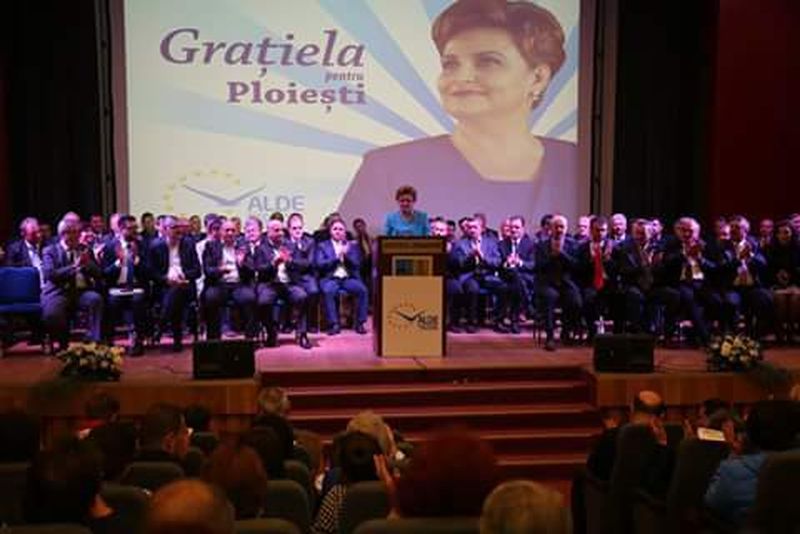 Gratiela Gavrilescu a plecat din PNL impreuna cu Tariceanu