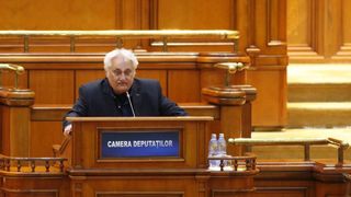 Scandal in Parlament. Deputatul PSD Nicolae Bacalbasa,  afirmatii jignitoare la adresa unei colege. Deputatul a fost suspendat pentru 6 luni UPDATE