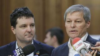 Nicusor Dan: Nu exclud ca Dacian Ciolos sa conduca guvernul din umbra al USR