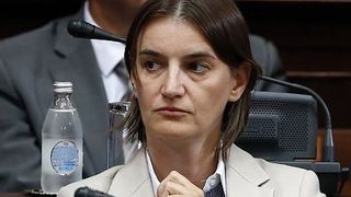 Presedintele sarb a nominalizat o femeie prim-ministru, o premiera in istoria tarii. Ana Brnabici si-a declarat homosexualitatea