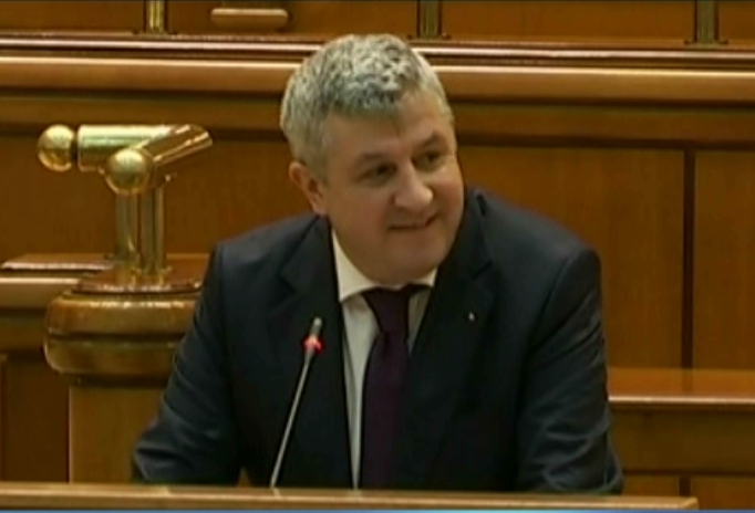 Florin Iordache are propria sonerie! Cum suna tonul de apel "Alta intrebare?"