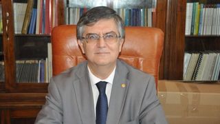 Rectorul Universitatii Bucuresti are venituri substantiale! Mircea Dumitru a fost si ministru al Educatiei