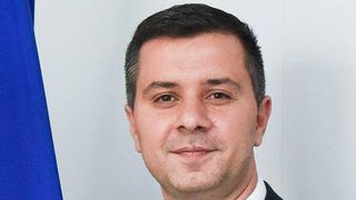 Ministrul Fondurilor Europene: Responsabilitatea actului de guvernare apartine prim-ministrului si echipei sale. Orice decizie guvernamentala trebuie luata in interiorul Guvernului