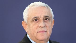 Petre Daea, ministrul agriculturii isi cere scuze public. "In sufletul meu este foarte multa durere"