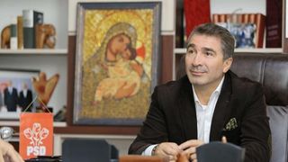 Un lider PSD, atac dur la adresa lui Klaus Iohannis si a lui Dacian Ciolos. "Ba, baieti, da' nu vreti voi sa va m..ti intre voi si sa lasati tara in pace?"