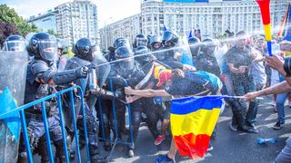 Jandarmeria a facut sesizare la DIICOT si acuza ca mitingul din 10 august a fost o tentativa de lovitura de stat