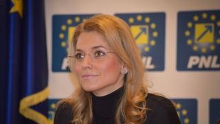 Senatoarea PNL, Alina Gorghiu, a devenit mama pentru a doua oară. A născut aseară un băieţel