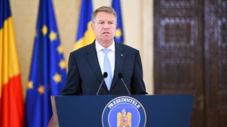 Klaus Iohannis &icirc;i cere demisia ministrului Justiţiei, după raportul Comisiei de la Veneţia
