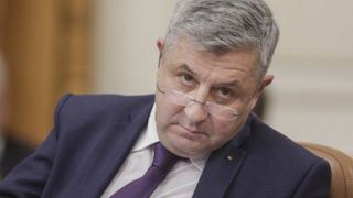 Florin Iordache şi-a cumpărat o vilă uriaşă! Politicianul care a arătat degetul mijlociu în Parlament locuieşte la Bragadiru!