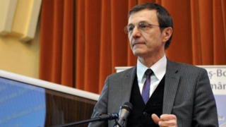 Un fost mare arbitru rom&acirc;n face o propunere originală: &rdquo;Ioan Aurel Pop, rectorul Universităţii Babeş-Bolyai şi preşedintele Academiei Rom&acirc;ne, ar &icirc;ndeplini condiţiile pentru a fi ales preşedintele Rom&acirc;niei &icirc;n 2019!&rdquo;