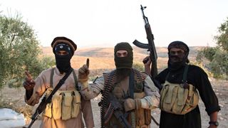Islamistii de la ISIS au executat un copil de sapte ani doar pentru ca a injurat! Lumea este ingrozita de actiunile lor!