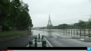 Inundatii in Paris. Ploile si viiturile au facut deja o victima. Sena s-a umflat si a iesit din matca