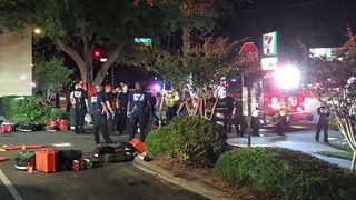 Atac terorist la un club gay din Orlando. Cel puţin 50 de persoane au murit si alte zeci au fost ranite. Marturii socante ale martorilor: "Erau cadavre peste tot". Atacatorul a fost identificat