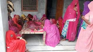 Fetita de 12 ani, mancata de un leopard. Dormea langa parintii ei cand animalul a atacat-o. Imagini explicite