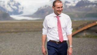 Alegerile prezidentiale din Islanda, revendicate Gudni Johannesson, dupa numararea unei treimi din voturi