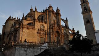 Doi muncitori spanioli au fost concediati dupa ce au lipsit 15 ani de la serviciu