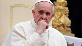 Papa Francisc denunta intr-un mesaj video "ziduri invizibile" ale fricii ce divizeaza Europa