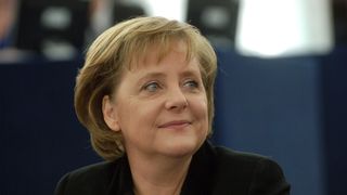 Guvernul german a votat majorarea salariilor membrilor Executivului. Ce salariu va avea Agela Merkel