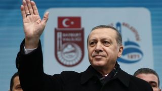 Presedintele turc Recep Tayyip Erdogan ar fi fugit din tara, la bordul unui avion privat. El a incercat sa obtina azil in Germania, insa i s-a refuzat aterizarea | UPDATE