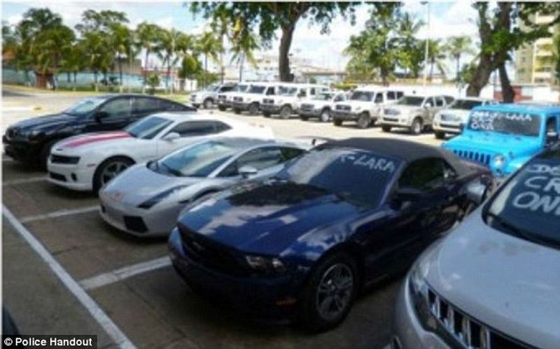 O parte din colectia de 48 de masini