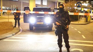 Alerta cu bomba pe aeroportul Zaventem din Bruxelles. Aeronavele au aterizat in siguranta, iar pasagerii au fost debarcati | UPDATE