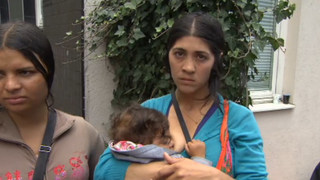 Este o premiera. Ce i-au facut austriecii acestei tiganci din Romania dupa ce au prins-o la cersit