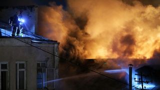 Incendiul de la Moscova, soldat cu 16 morţi, a fost stins; 12 oameni au fost salvaţi din flăcări