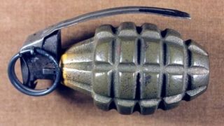 Incident la o scoala din Germania. Un elev marocan a strigat "Allahu akbar" in timpul orei, apoi a aruncat cu o grenada spre profesor