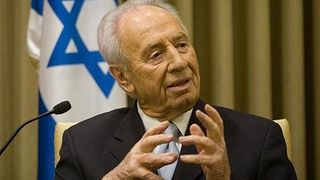 Fostul preşedinte israelian Shimon Peres, in varsta de 93 de ani, spitalizat &icirc;n urma unui accident vascular cerebral