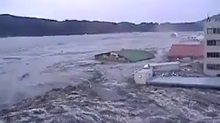 Bilanţul deceselor provocate de uraganul Matthew &icirc;n Haiti a ajuns la 1.000; autorităţile &icirc;ngroapă morţii &icirc;n gropi comune