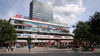 Incendiu la cel mai cunoscut centru comercial din vestul Berlinului