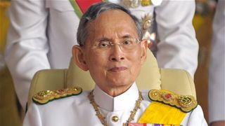 Regele Thailandei, monarhul cu cea mai &icirc;ndelungată domnie din lume, a murit