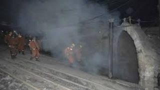 Explozie intr-o mina din China. Treizeci şi trei de mineri au murit