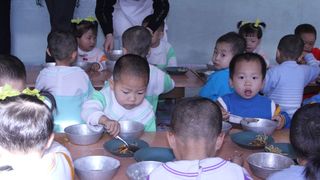 Coreea de Nord taie ratiile de alimente