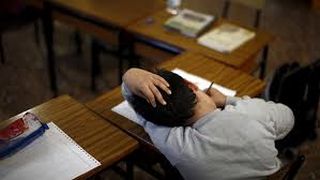 Mii de parinti din Spania ameninta ca vor intra in greva impotriva temelor pe care le primesc elevii in scolile publice