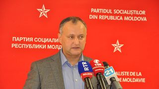 Noul preşedinte al Republicii Moldova va propune alegeri parlamentare anticipate &icirc;n 2017: Igor Dodon vrea să &icirc;ndepărteze Guvernul proocidental