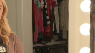 O fata de 11 ani a descoperit un barbat urmarit de politie in dulapul ei