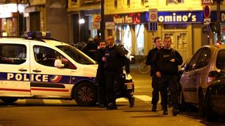 Angajata unui azil de batrani din Franta a fost ucisa intr-un atac armat. Criminalul este cautat