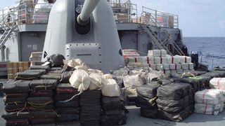Politia spaniola a descoperit peste 2,5 tone de cocaina intr-o barca de pescuit din Mediterana
