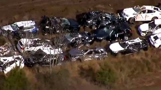 120 de BMW-uri distruse, dupa ce trenul care le transporta a deraiat