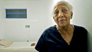 Povestea lui Doris Payne, o celebra hoata de bijuterii. La 86 de ani, a fost arestata din nou dupa ce a furat un colier cu diamante