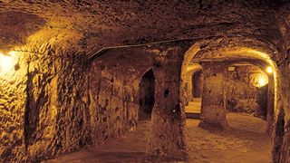 Cum arata orasul subteran din Turcia care gazduia peste 20.000 de persoane