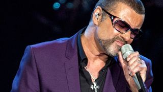 DOLIU in lumea muzicii, in ziua de Craciun! George Michael a murit