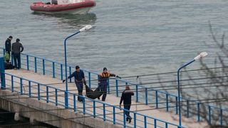 S-a gasit cutia neagra a avionului prabusit in Marea Neagra