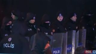 Marturii din infern! Oamenii din clubul turc povestesc cum s-au catarat peste cadavre pentru a scapa cu viata atacului armat